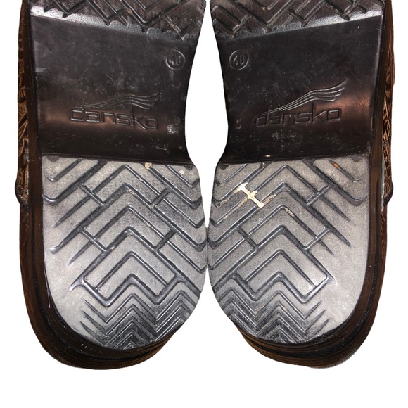 Dansko Brown Leather Tooled Clog - Picture 9 of 16